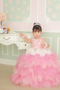 ３歳　ピンクドレス